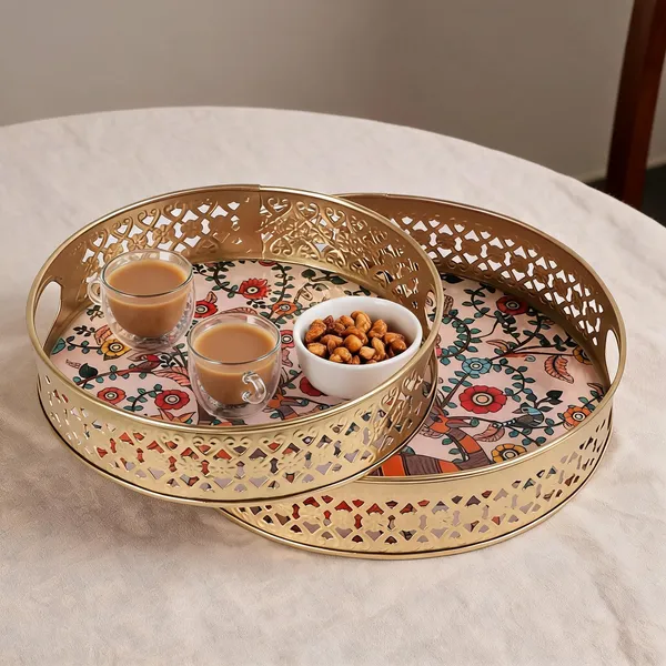 Gold_Metal_Floral_Print_Round_Serving_Tray_Set