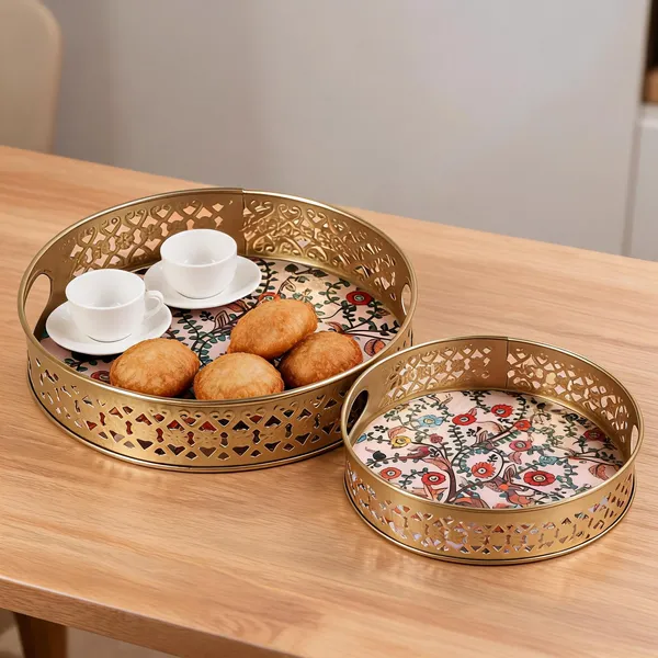 Gold_Metal_Floral_Print_Round_Serving_Tray_Set