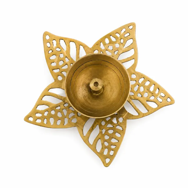 Brass_Star_Flower_Design_Diya_Oil_Lamp