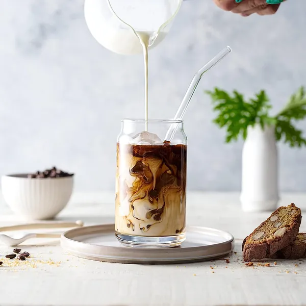 Drinking_Glasses_with_Glass_Straw_Set_of_1,_500ml_Beer_Glasses_Can_Shaped_Glass_Cups,_Tumbler_for_Cold_Coffee,_Smoothies,_Juice,_Soda,_Any_Drink_and_Any_Occasion_(1)