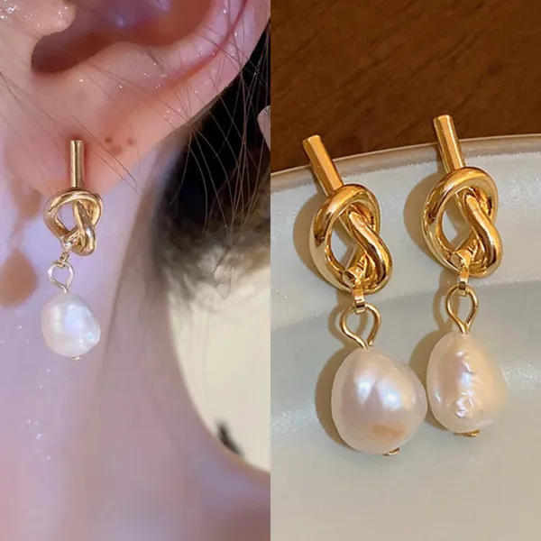 Korean_Knots_of_Grace:_Pearl_Drop_Gold_Earring_For_Women_And_Girls