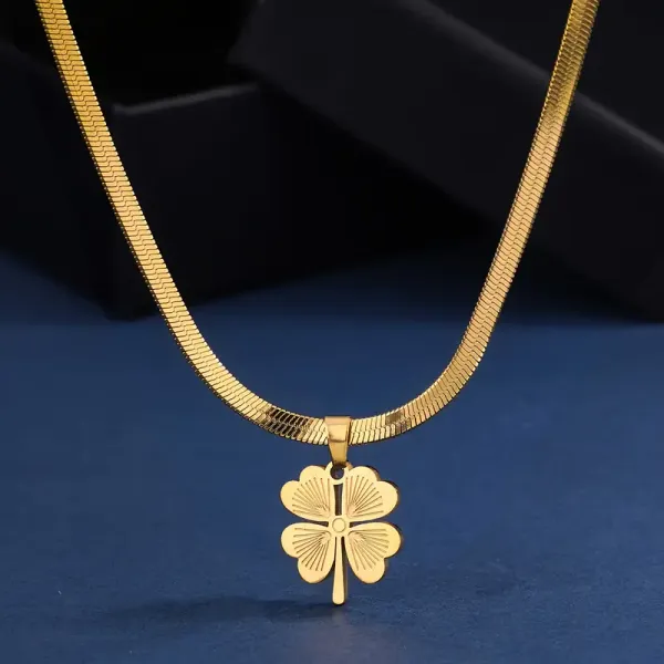 Korean_Premium_Flower_Pendant_Anti_Tarnish_Necklace_
