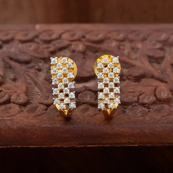 Regal_Glint_Gold_Plated_Earrings