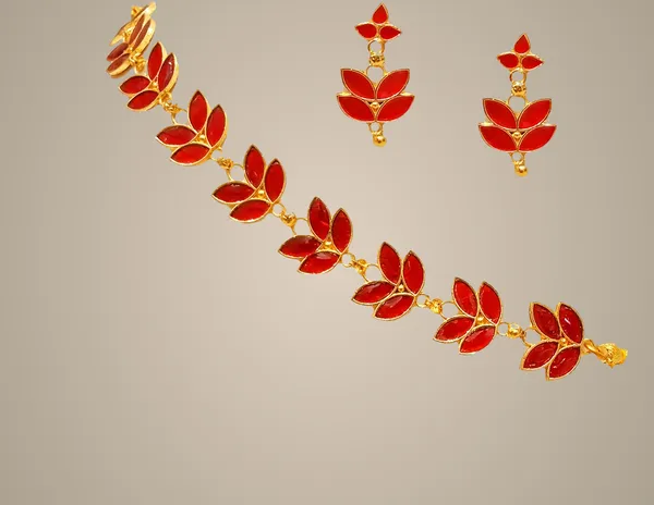 Assamese_Traditional_Red_Golpata_Choke_Jewellery_Set_For_Women