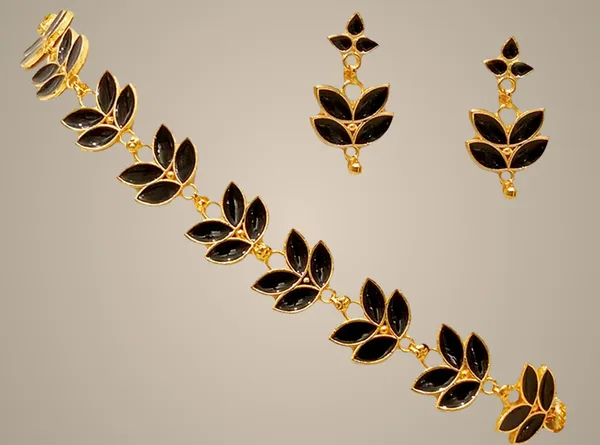 Assamese_Black_Pati_Golpota_Jewellery_Set_For_Women_&_Girl