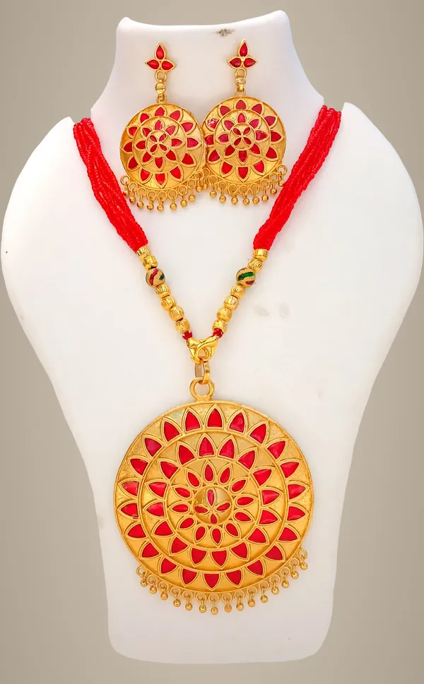 Assamese_Traditional_Gold_Plated_Red_Japi_Tassel_Jewellery_Set_For_Women_&_Girls