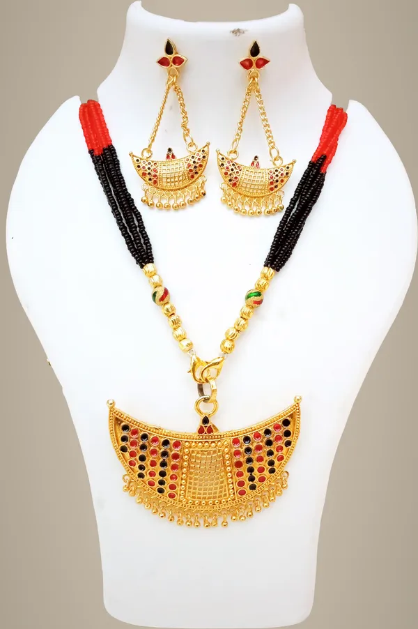 Assamese_Necklace_Red_And_Black_Colour_Junbiri_Tassel_Set_For_Women_&_Girl