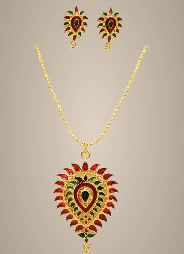Assamese_Traditional_Red_Green_Dugdugi_Jewellery_Set_For_Women
