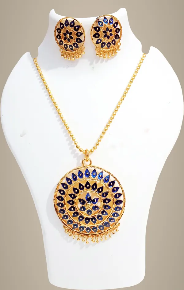Assamese_Traditional_Blue_Colour_Japi_Gold_Plated_Chain_Jewellery_Set_For_Women