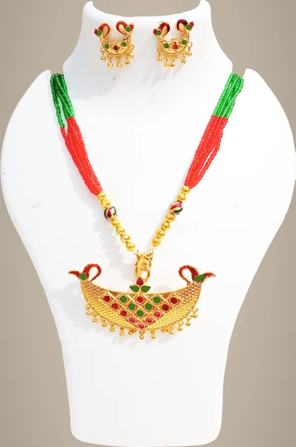 Assamese_Traditional_Gold_Plated_Red_Green_Joonbiri_Tassel_Jewellery_Set_For_Women_&_Girls