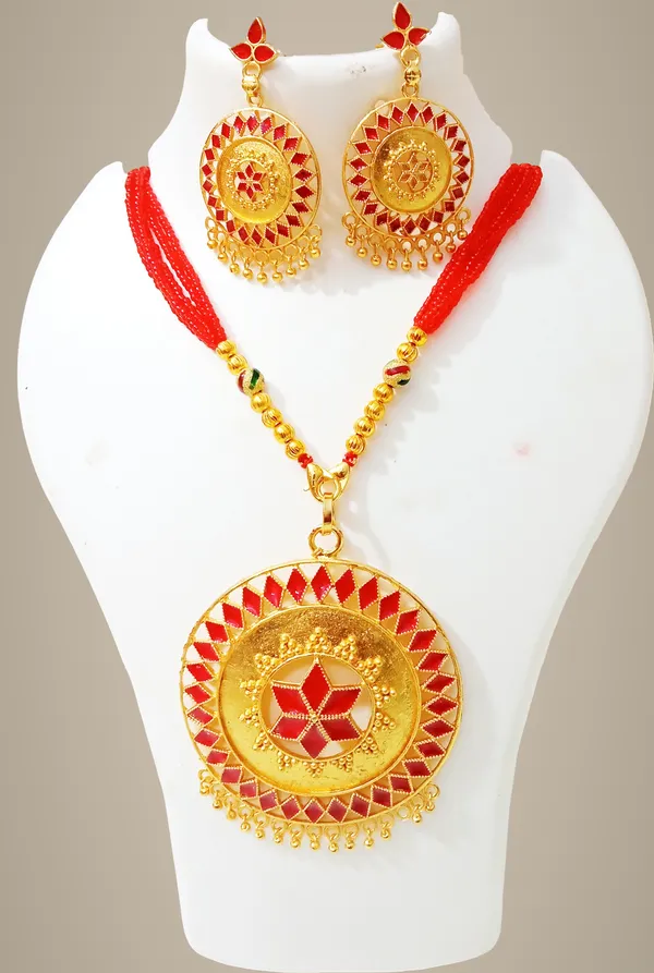 Assamese_Traditional_Red_Colour_Japi_Tassel_Jewellery_Set_For_Women