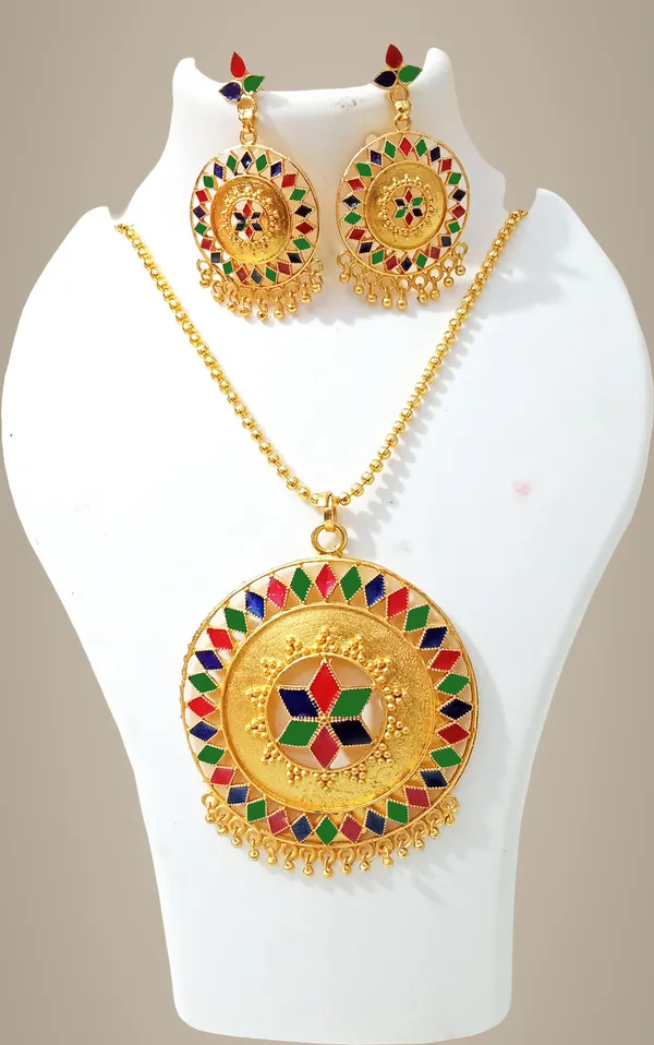 Assamese_Traditional_Multi_Colour_Japi_Chain_Jewellery_Set_For_Women
