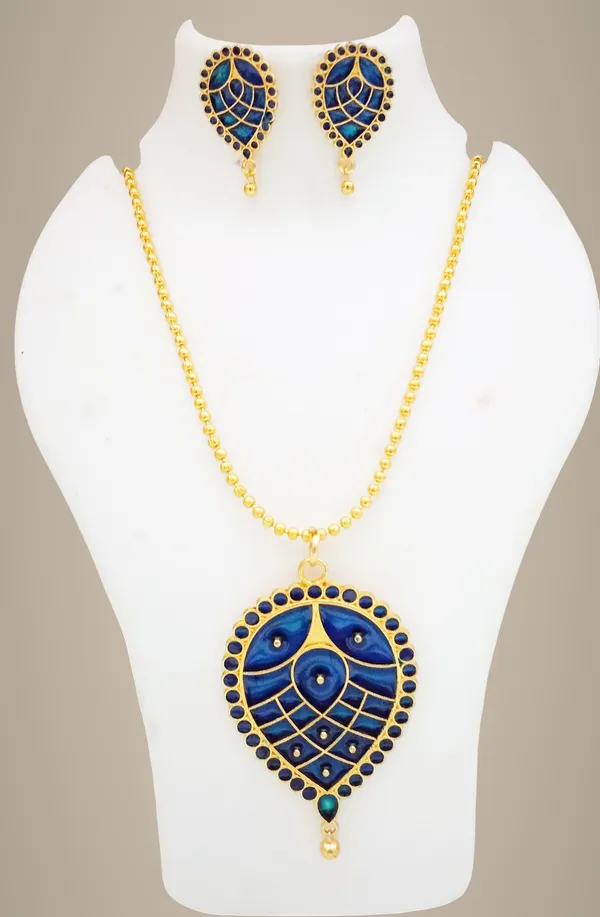 Assamese_Traditional_Blue_Colour_Dugdugi_Chain_Jewellery_Set_For_Women