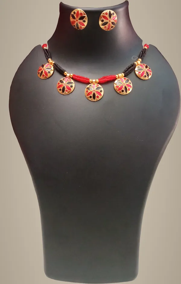 Assamese_Traditional_Gold_Plated_Red_Black_Colour_Golpata_Necklace_Set_For_Women