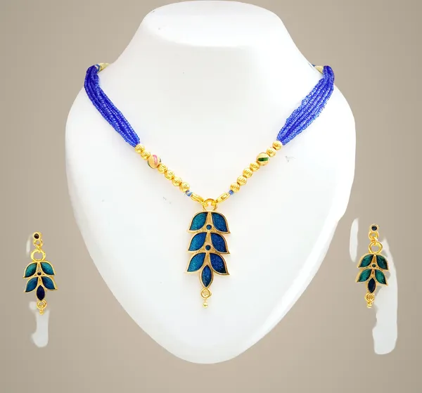 Assamese_Traditional_Gold_Plated_Blue_Color_Patti_Design_Tassel_Jewellery_Set_For_Women