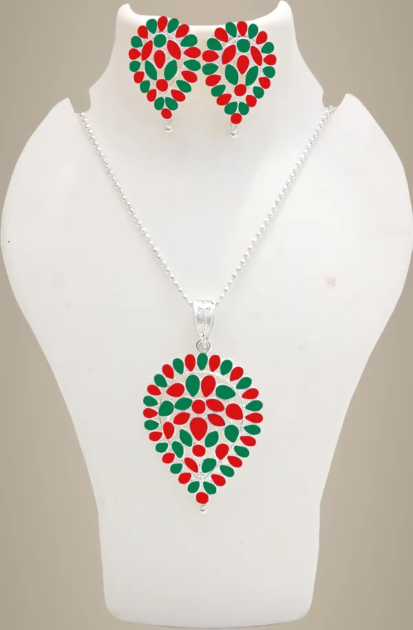 Assamese_Traditional_Red-Green_Colour_Silver-_Dugdugi_Chain_Jewellery_Set_For_Women