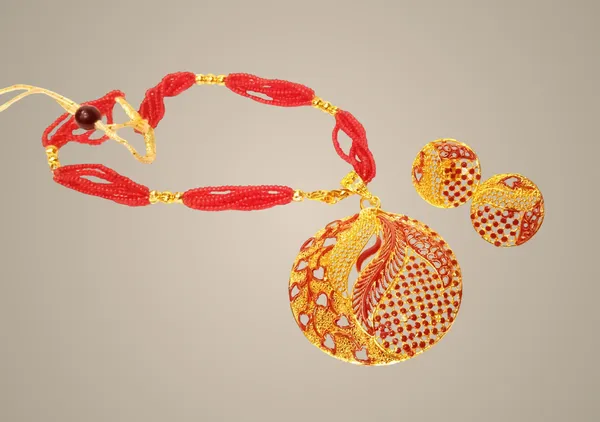Assamese_Traditional_Gold_Plated_Red_Colour_Tassel_Jewellery_Set_For_Women