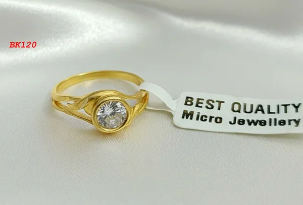 Balaji_Gold_Micro_Gold_Plated_Classic_Minimal_Finger_Ring_With_Crystal_Centre_Stone_For_Women