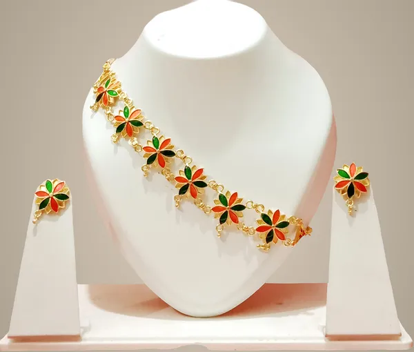 Assamese_Traditional_Gold_Plated_Red_Green_Colour_Golpata_Necklace_Set_Girls_For_Women