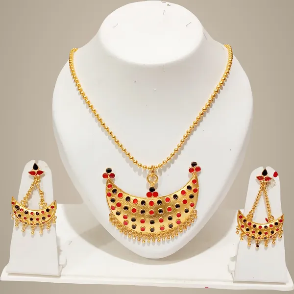Assamese_Traditional_Gold_Plated_Red_Black_Colour_Joonbiri_Chain_Jewellery_Set_For_Women