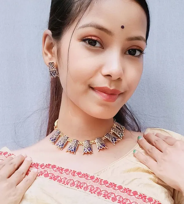 Assamese_Traditional_Copper_Based_Gold_Plated_Blue_Meenakari_Thuriya_Design_Golpata_Necklace_Set_For_Women