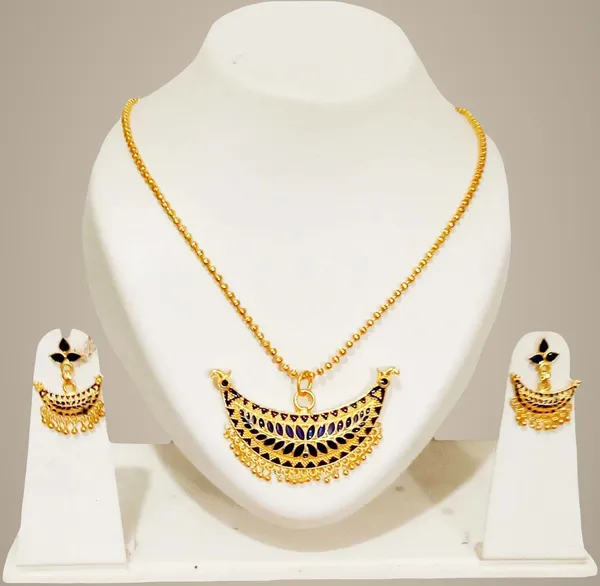 Assamese_Traditional_Gold_Plated_Blue_Colour_Joonbiri_Chain_Jewellery_Set_For_Women