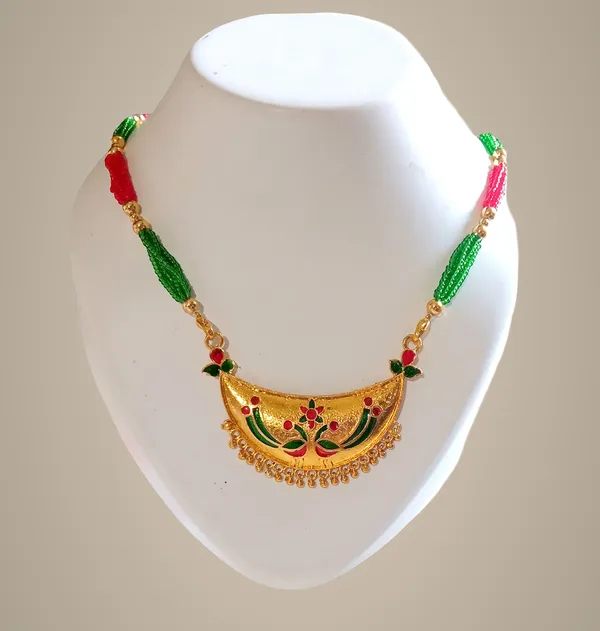 Assamese_Traditional_Gold_Plated_Red_Green_Colour_Joonbiri_Tassel_Jewellery_Set_For_Women