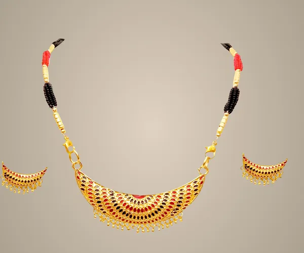 Assamese_Traditional_Red_Black_Colour_Joonbiri_Tassel_Jewellery_Set_For_Women_&_Girl