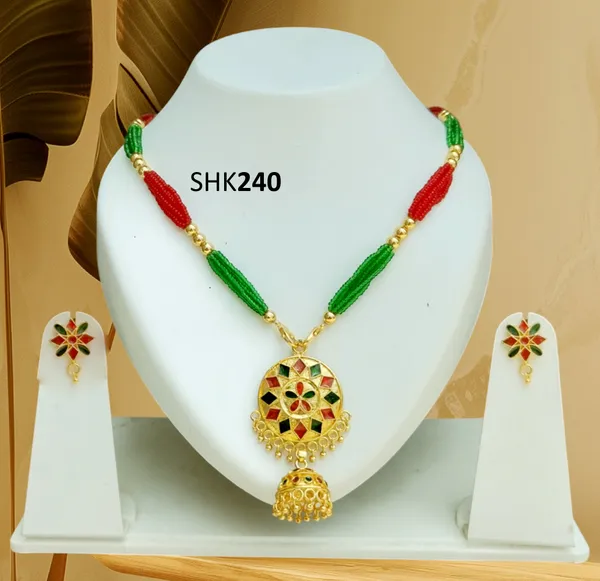 Assamese_Traditional_Red_Green_Small_Japi_With_Tassel_Jewellery_Set