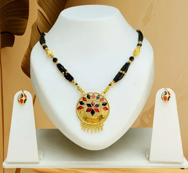 Assamese_Traditional_Red_Black_Small_Japi_Jewellery_Set