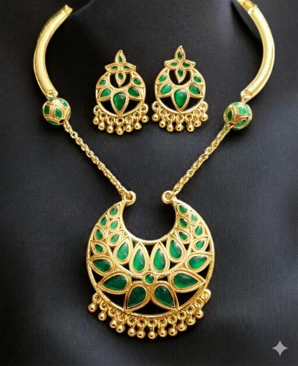 Assamese_Traditional_Copper_Based_Green_Ball_With_Chain_Jun_Jewellery_Set