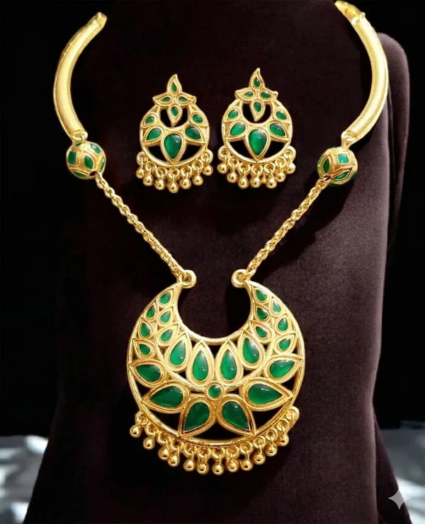 Assamese_Traditional_Copper_Based_Green_Ball_With_Chain_Jun_Jewellery_Set
