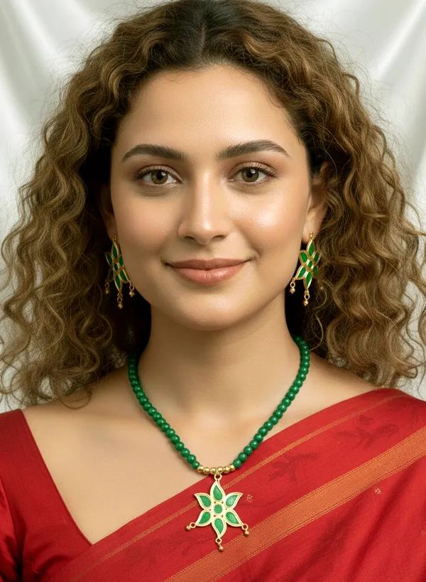 Assamese_Traditional_Copper_Based_Green__Star_With_Green_Moti_Jewellery_Set