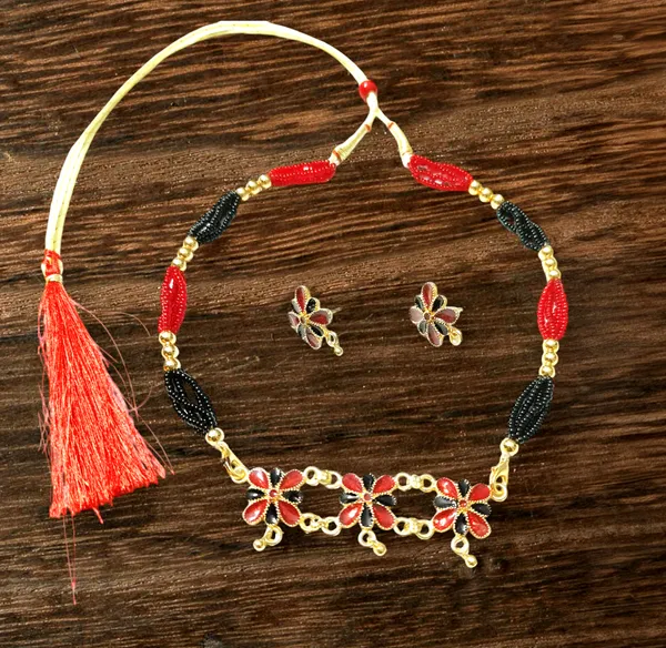 Assamese_Traditional_Red_Black_Meenakari_Tassel_Golpata_Jewellery_Set