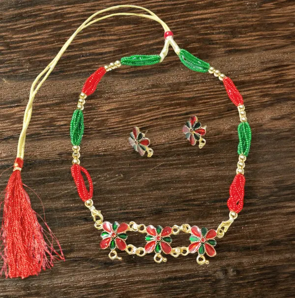 Assamese_Traditional_Red_Green_Meenakari_Tassel_Golpata_Jewellery_Set