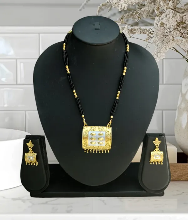 Assamese_Traditional_Copper_Based_Gold_-Silver_Biscuit_With_Kd_Black_Tassel_Bm