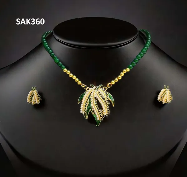 Assamese_Traditional_Copper_Based_Green_White_Kopou_Phool_Mini_Tassel_Jewellery_Set
