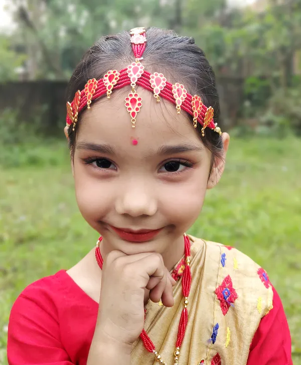 Copper_Based_Assamese_Traditional_Red_Meenakari_Maang_Tikka