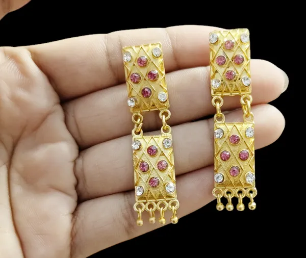 Assamese_Traditional_P-W_Stone_Biskut_With_Tassel_Jewellery_Set