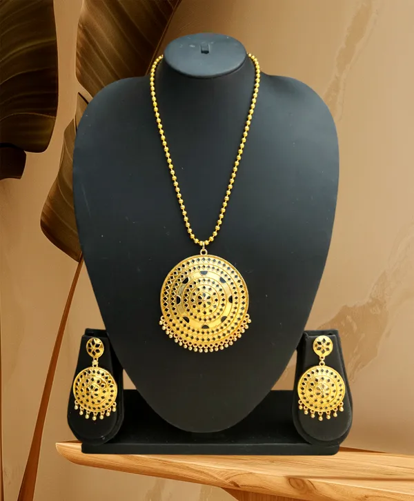 Assamese_Traditional_Black_Big_Japi_Goti_Chain_Jewellery_Set