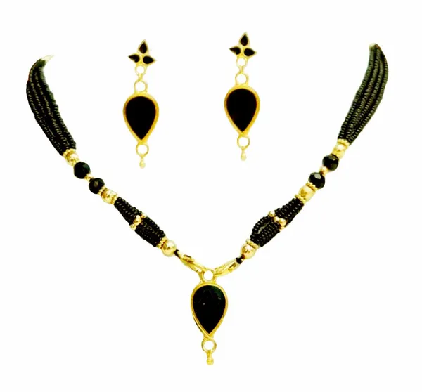 Assamese_Traditional_Black_Meenakari_Golpata_Locket_Jewellery_Set