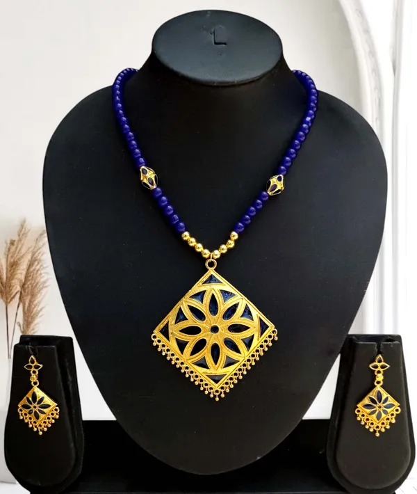 Assamese_Traditional_Blue_Ball_Moni_Tassel_Jewellery_Set