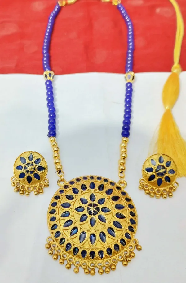 Assamese_Traditional_Blue_Japi_Ball_Moni_Tassel_Jewellery_Set