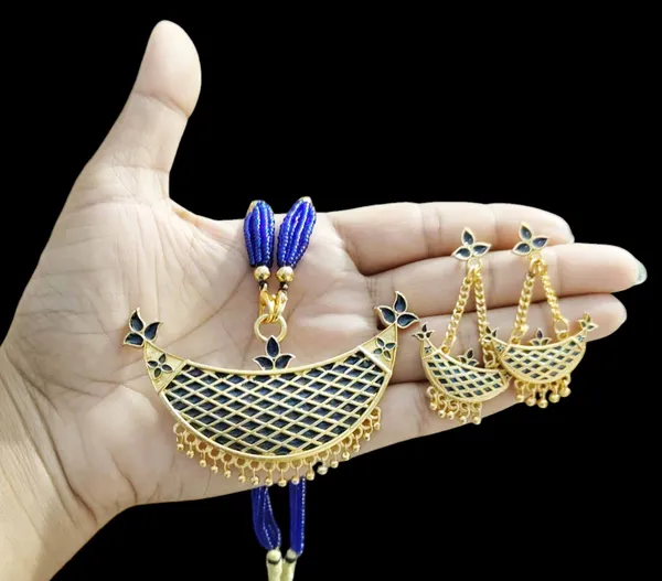 Assamese_Traditional_Blue_Meenakari_Junbiri_Jewellery_Set