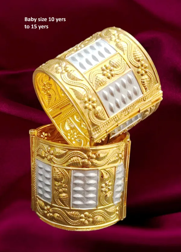 BG_GOLD_Assamese_Traditional_Copper_Based_Baby_Muthi_kharu_/Bangle_Set