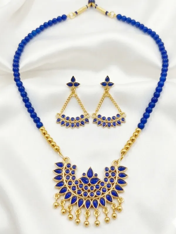 BG_GOLD_Assamese_Traditional_Copper_Based_Blue_Junbiri_Moni_Tassel_Jewellery