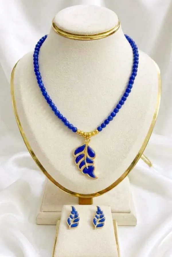 BG_GOLD_Assamese_Traditional_Copper_Based_Blue_Patti_Moni_Tassel_Jewellery_Set