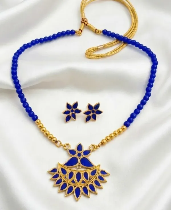 BG_GOLD_Assamese_Traditional_Copper_Based_Blue__Flower_Set_With_Moni_Tassel_Jewellery_Set