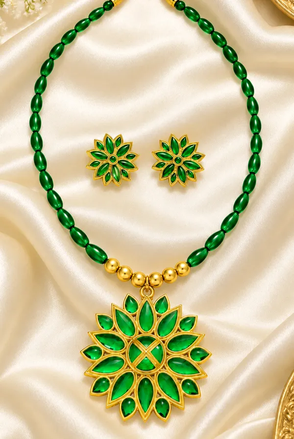 BG_GOLD_Assamese_Traditional_Copper_Based_Green_Ful_Ball__Jewellery_Set
