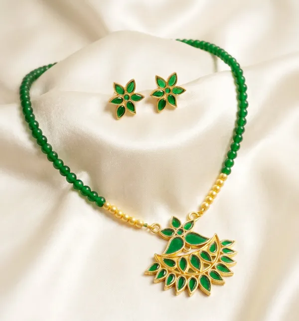 BG_GOLD_Assamese_Traditional_Copper_Based_Green__Flower_Set_With_Moni_Tassel_Jewellery_Set
